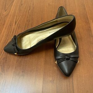 BCBGeneration Black Bow Flats